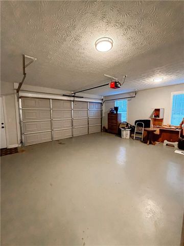 1264 Highway 211 NE, Winder, GA 30680