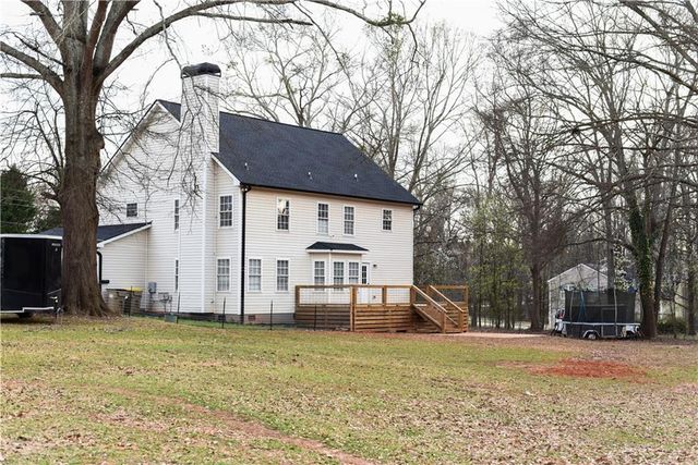 1264 Highway 211 NE, Winder, GA 30680