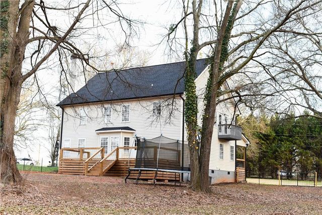 1264 Highway 211 NE, Winder, GA 30680