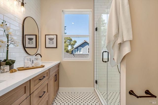 431 Seymour St, Napa, CA 94559