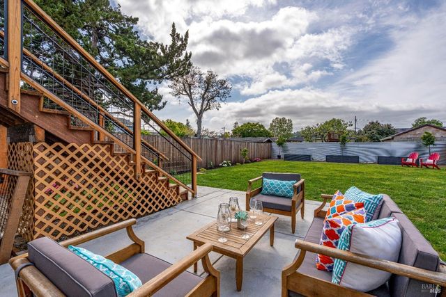 431 Seymour St, Napa, CA 94559