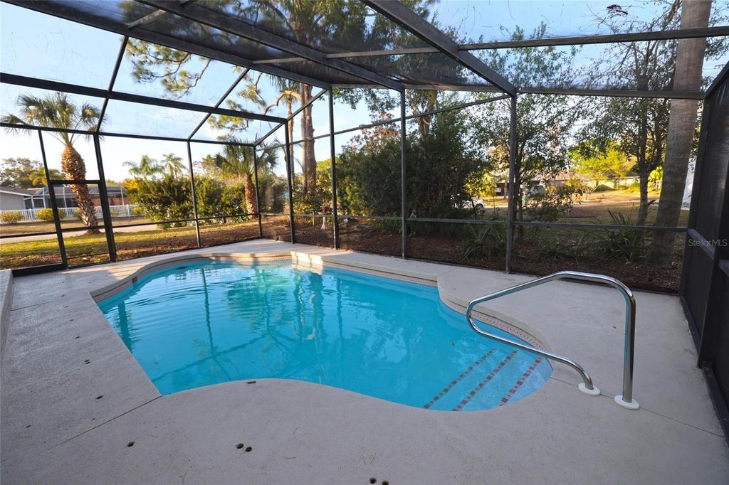 Image 58 of property listing at 5667 CREEKWOOD DRIVE, Sarasota, FL 34233