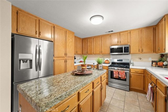 15494 Adobe, Moreno Valley, CA 92555