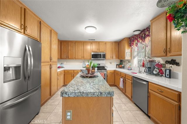 15494 Adobe, Moreno Valley, CA 92555