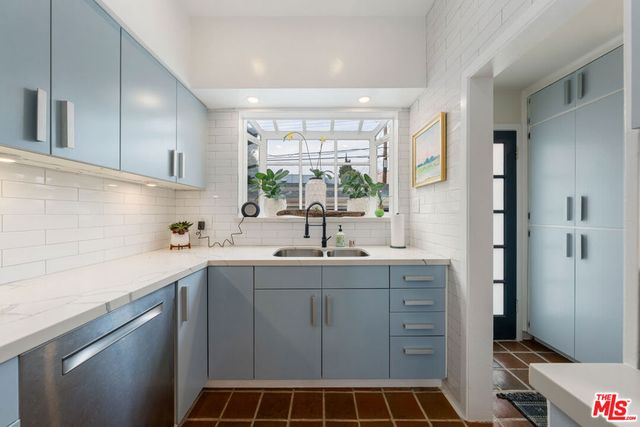 6427 Orange Street, Los Angeles, CA 90048