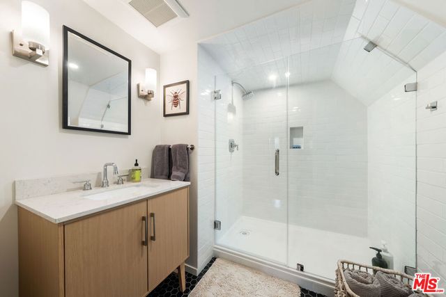 6427 Orange Street, Los Angeles, CA 90048