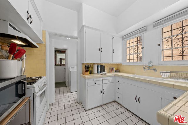 6427 Orange Street, Los Angeles, CA 90048
