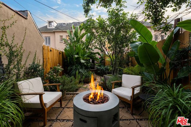 6427 Orange Street, Los Angeles, CA 90048