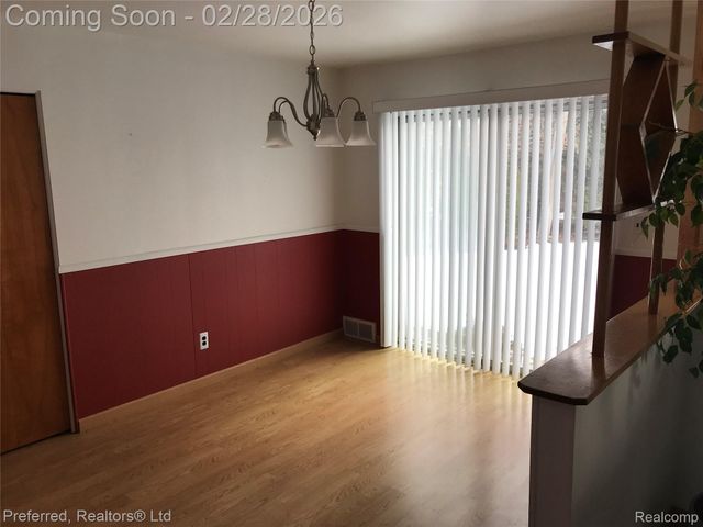 30931 Dorais Street, Livonia, MI 48154