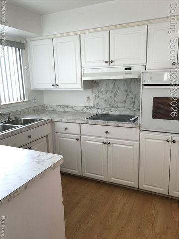 30931 Dorais Street, Livonia, MI 48154