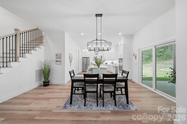 3802 Lyle Creek Avenue NE, Conover, NC 28613