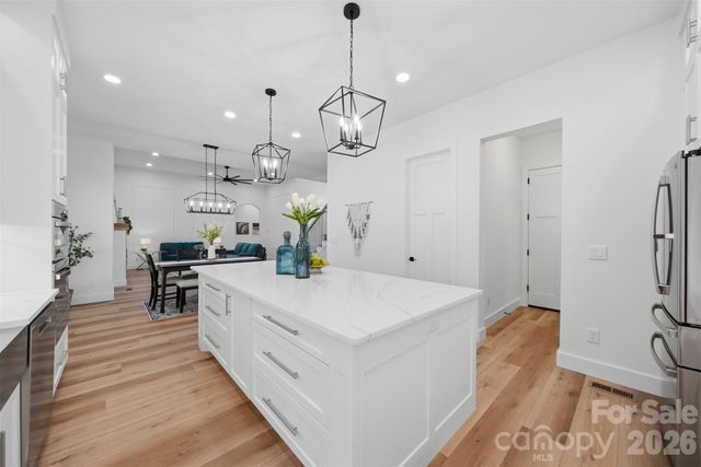 3802 Lyle Creek Avenue NE, Conover, NC 28613