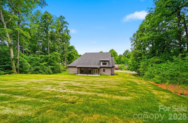3802 Lyle Creek Avenue NE, Conover, NC 28613