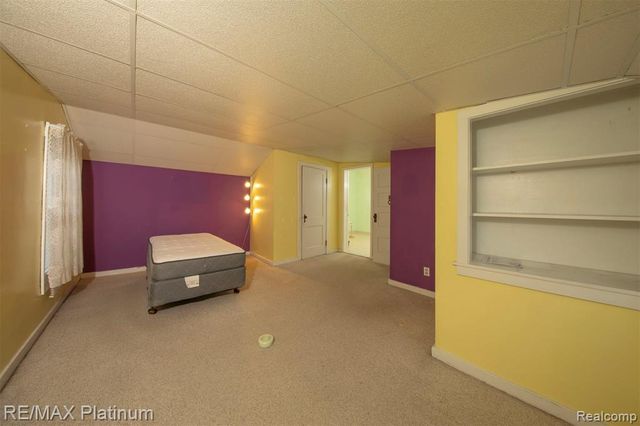 18696 Inkster Road, Redford, MI 48240