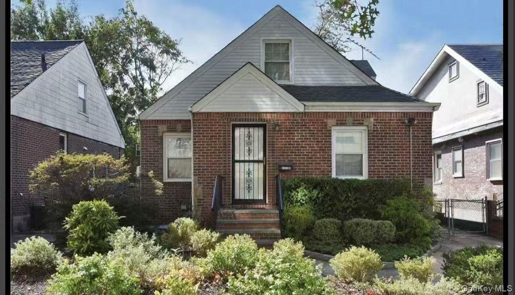 6130 186th Street, Fresh Meadows, NY 11365
