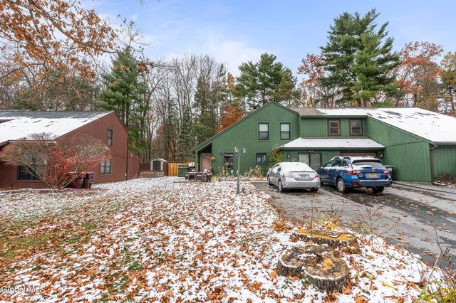 28 Thimbleberry Road, Malta, NY 12020