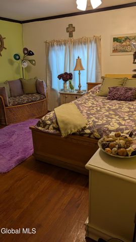 28 Thimbleberry Road, Malta, NY 12020