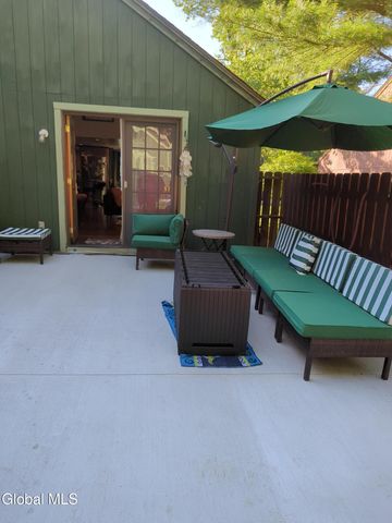 28 Thimbleberry Road, Malta, NY 12020