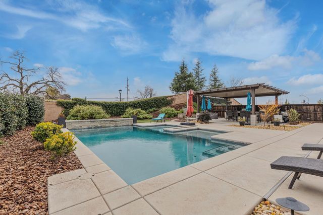 4333 Secretariat Way, Roseville, CA 95747
