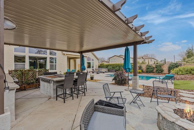 4333 Secretariat Way, Roseville, CA 95747