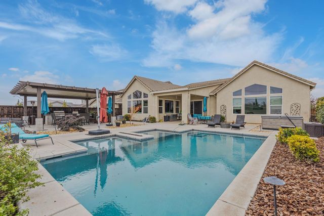 4333 Secretariat Way, Roseville, CA 95747