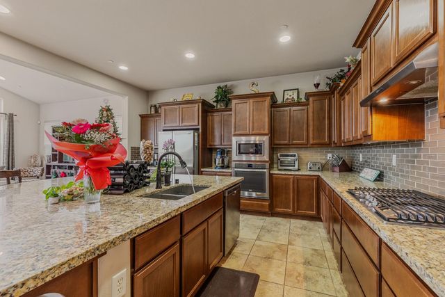 4333 Secretariat Way, Roseville, CA 95747
