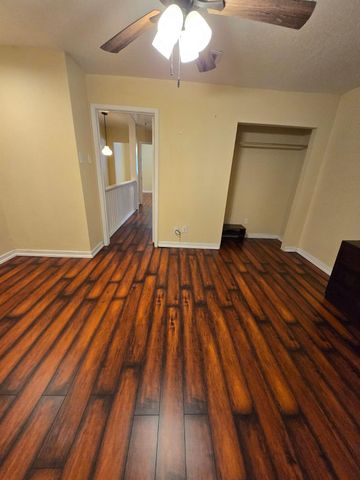 7908 Grove Ridge Drive, Houston, TX 77061