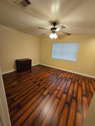 7908 Grove Ridge Drive, Houston, TX 77061