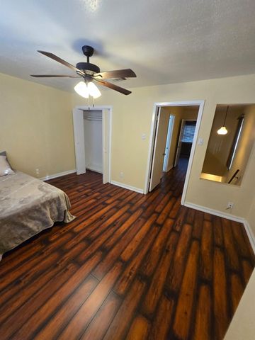 7908 Grove Ridge Drive, Houston, TX 77061