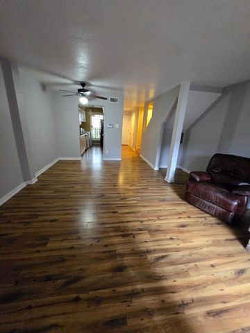 7908 Grove Ridge Drive, Houston, TX 77061