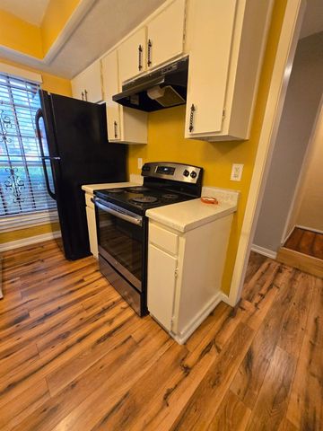 7908 Grove Ridge Drive, Houston, TX 77061