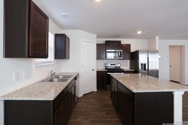 13516 Waxman Spark, San Antonio, TX 78252