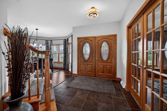 7527 Fallen Oak Drive, Verona, WI 53593