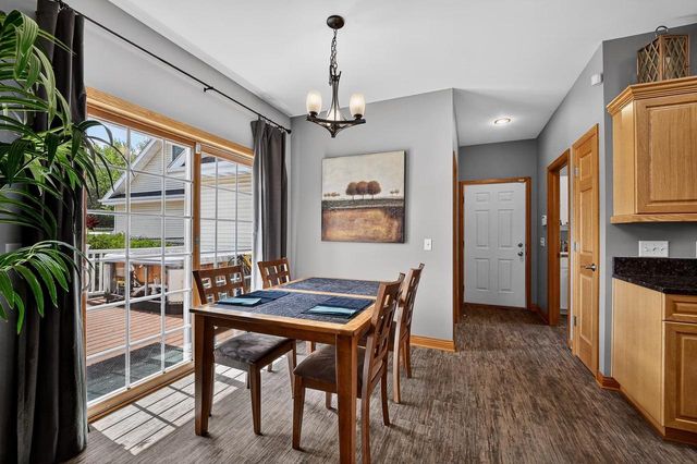 7527 Fallen Oak Drive, Verona, WI 53593