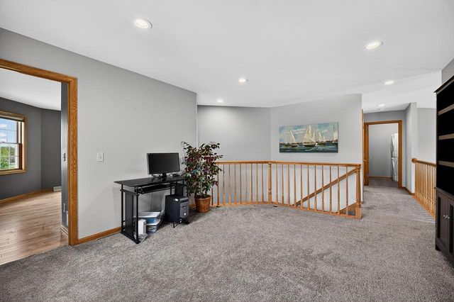 7527 Fallen Oak Drive, Verona, WI 53593
