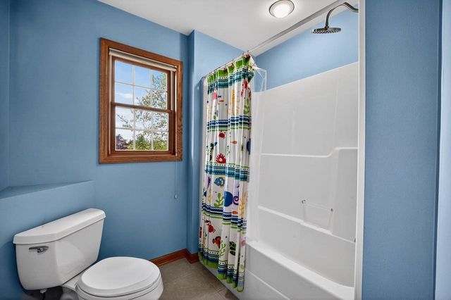 7527 Fallen Oak Drive, Verona, WI 53593