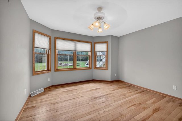 7527 Fallen Oak Drive, Verona, WI 53593