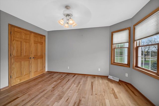 7527 Fallen Oak Drive, Verona, WI 53593