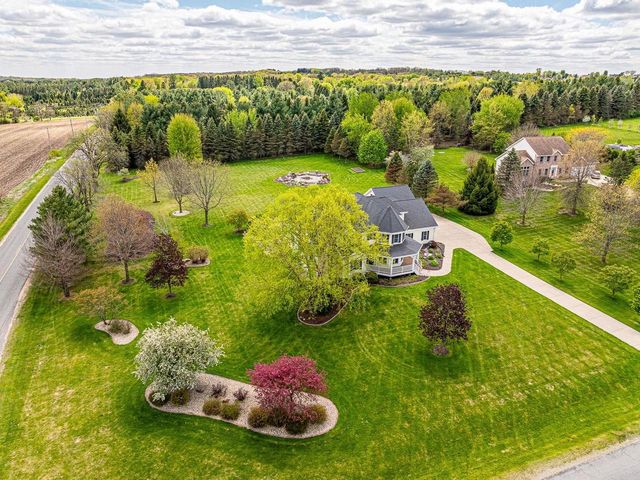 7527 Fallen Oak Drive, Verona, WI 53593