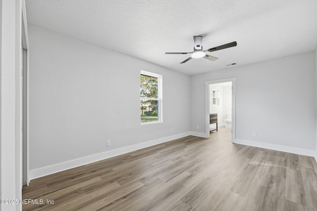 1440 HARBOR OAKS Road, Jacksonville, FL 32207