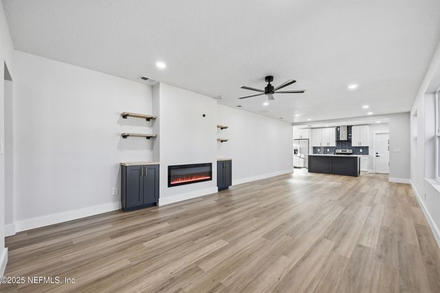 1440 HARBOR OAKS Road, Jacksonville, FL 32207