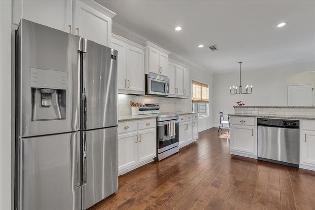 110 Sparrows Cove, Fayetteville, GA 30215