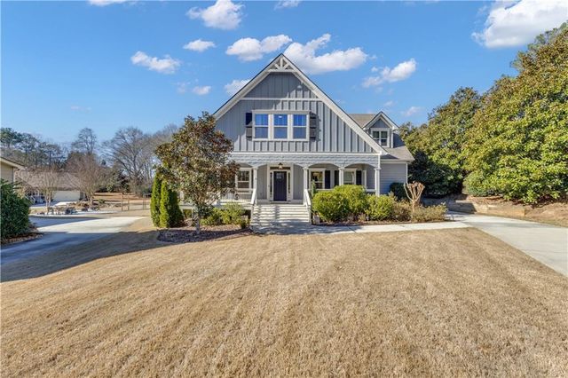 110 Sparrows Cove, Fayetteville, GA 30215