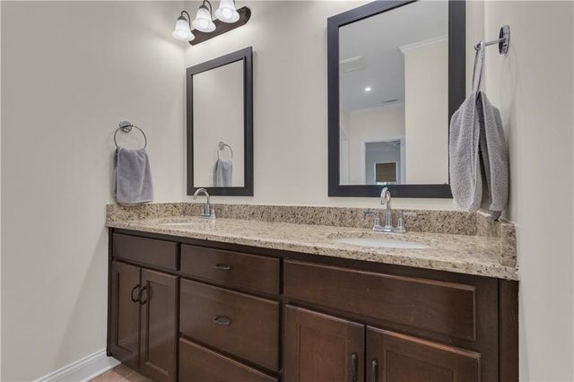 110 Sparrows Cove, Fayetteville, GA 30215