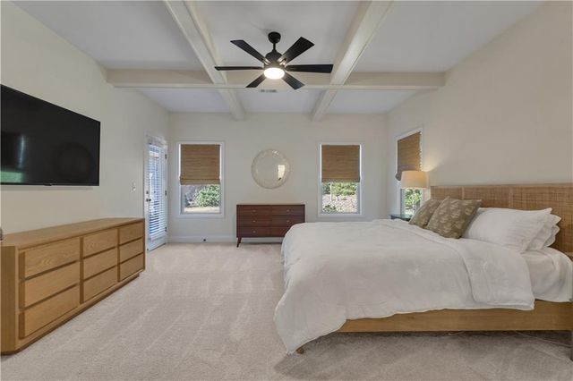110 Sparrows Cove, Fayetteville, GA 30215