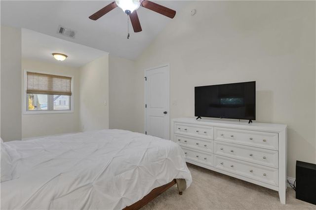 110 Sparrows Cove, Fayetteville, GA 30215