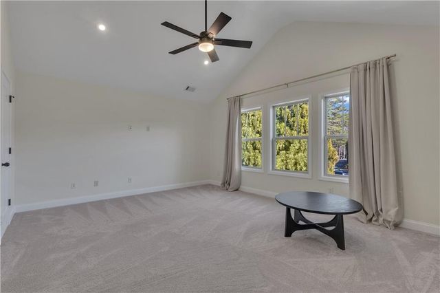110 Sparrows Cove, Fayetteville, GA 30215