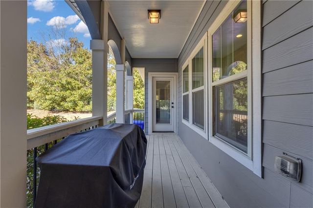 110 Sparrows Cove, Fayetteville, GA 30215