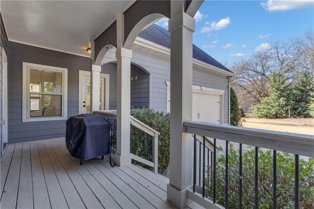 110 Sparrows Cove, Fayetteville, GA 30215