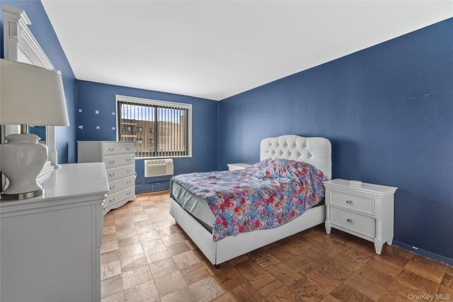 100 E Hartsdale Avenue 6LW, Hartsdale, NY 10530